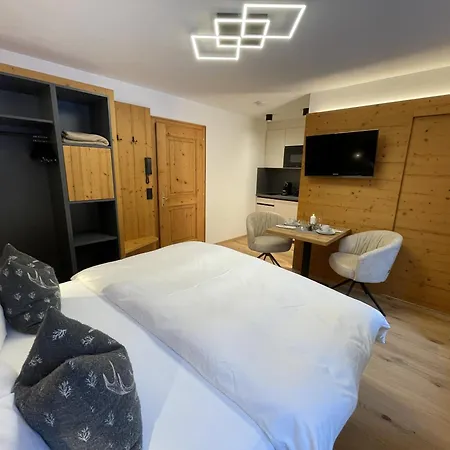 Bernhard Apartamento Holzgau