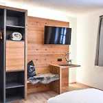 Bernhard Apartmán